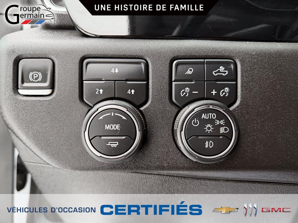 2024 Chevrolet Silverado 2500 in St-Raymond, Quebec - 16 - w1024h768px