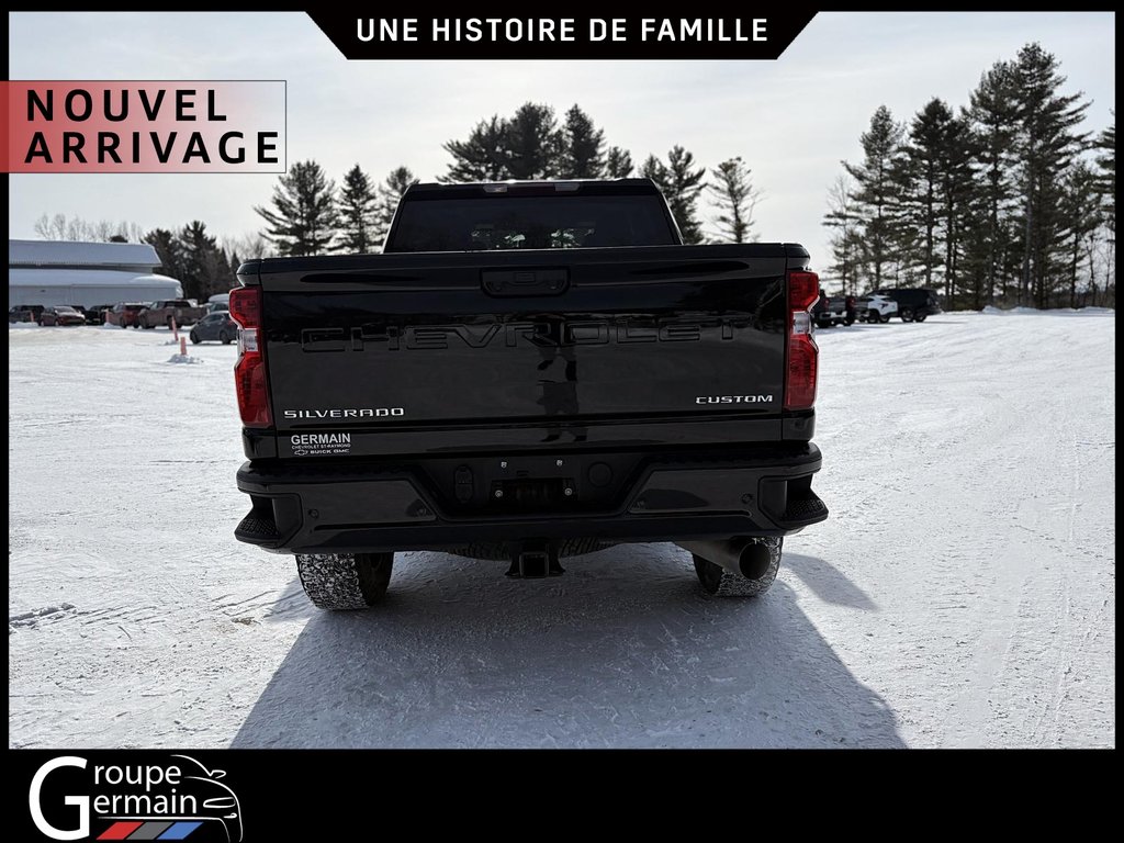 2025 Chevrolet Silverado 2500 in St-Raymond, Quebec - 4 - w1024h768px