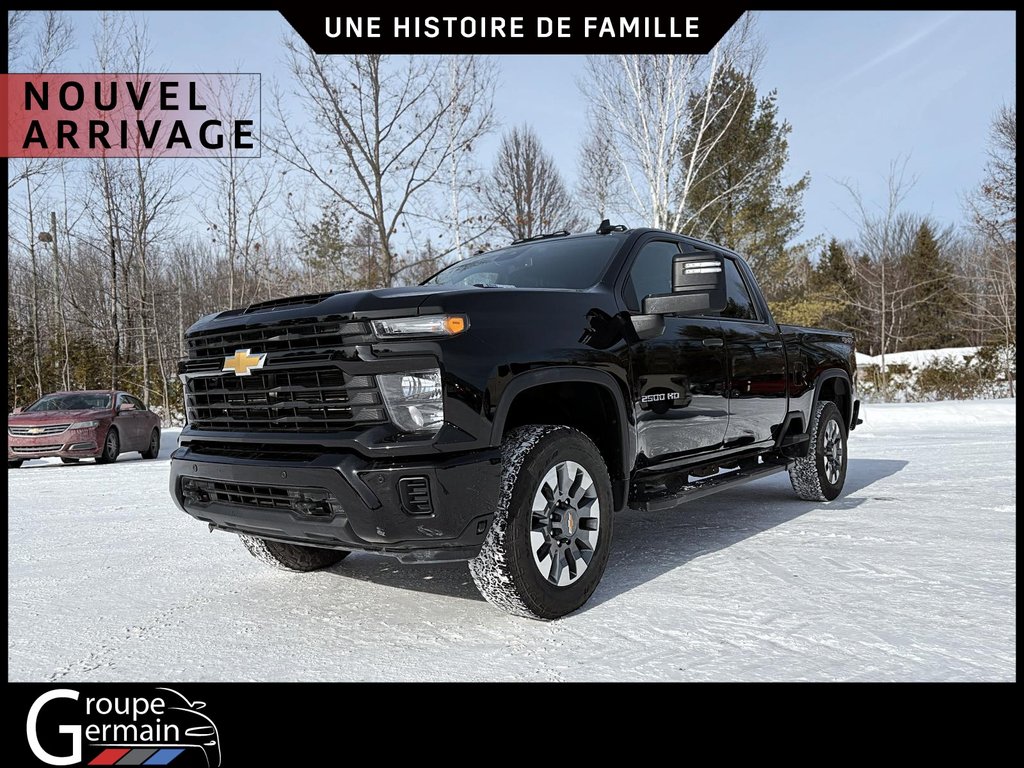 2025 Chevrolet Silverado 2500 in St-Raymond, Quebec - 8 - w1024h768px