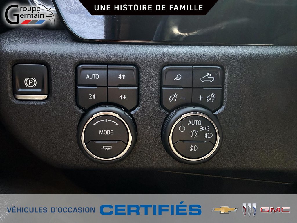 2025 Chevrolet Silverado 2500 in St-Raymond, Quebec - 26 - w1024h768px