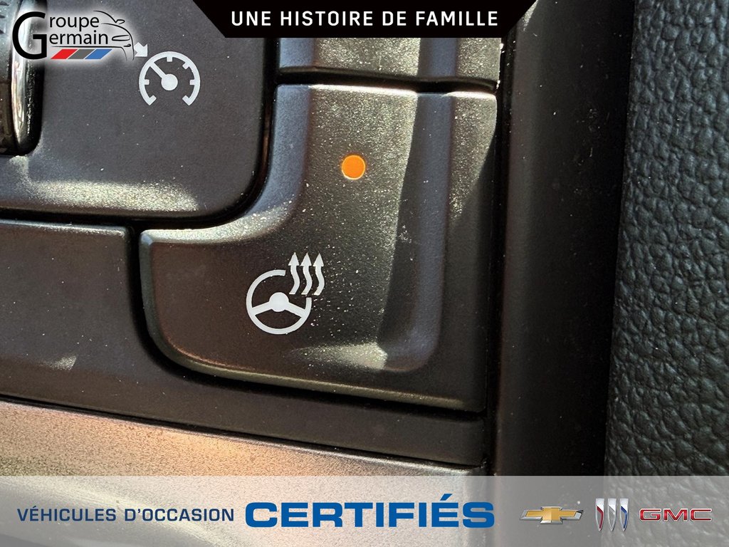 2025 Chevrolet Silverado 2500 in St-Raymond, Quebec - 23 - w1024h768px
