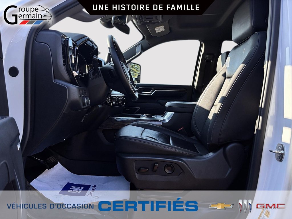 2026 Chevrolet Silverado 2500 in St-Raymond, Quebec - 16 - w1024h768px