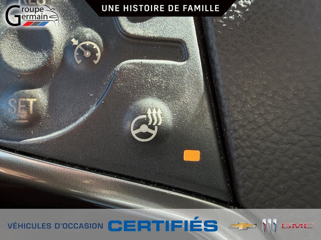 2017 Chevrolet Silverado 3500 in St-Raymond, Quebec - 24 - w1024h768px