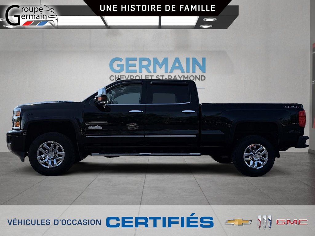2017 Chevrolet Silverado 3500 in St-Raymond, Quebec - 6 - w1024h768px