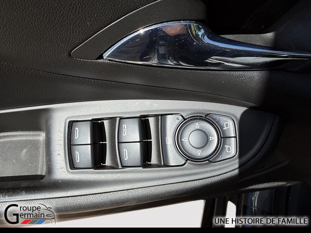 2017 Chevrolet VOLT in St-Raymond, Quebec - 22 - w1024h768px