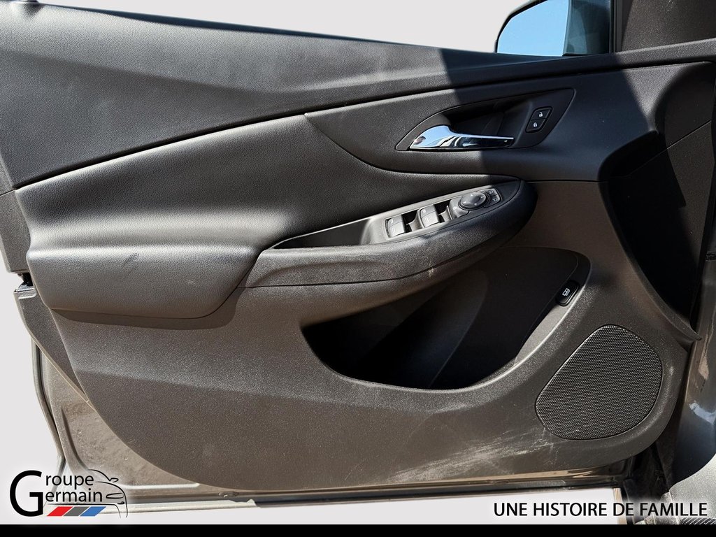 2017 Chevrolet VOLT in St-Raymond, Quebec - 27 - w1024h768px