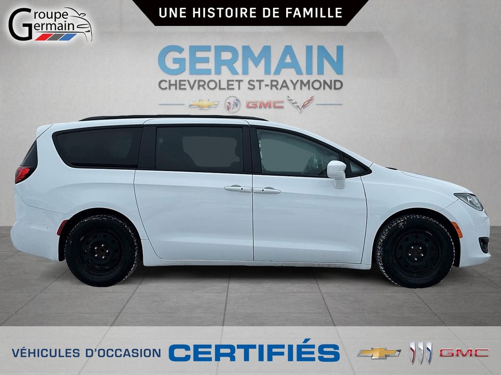 2019 Chrysler Pacifica in St-Raymond, Quebec - 2 - w1024h768px