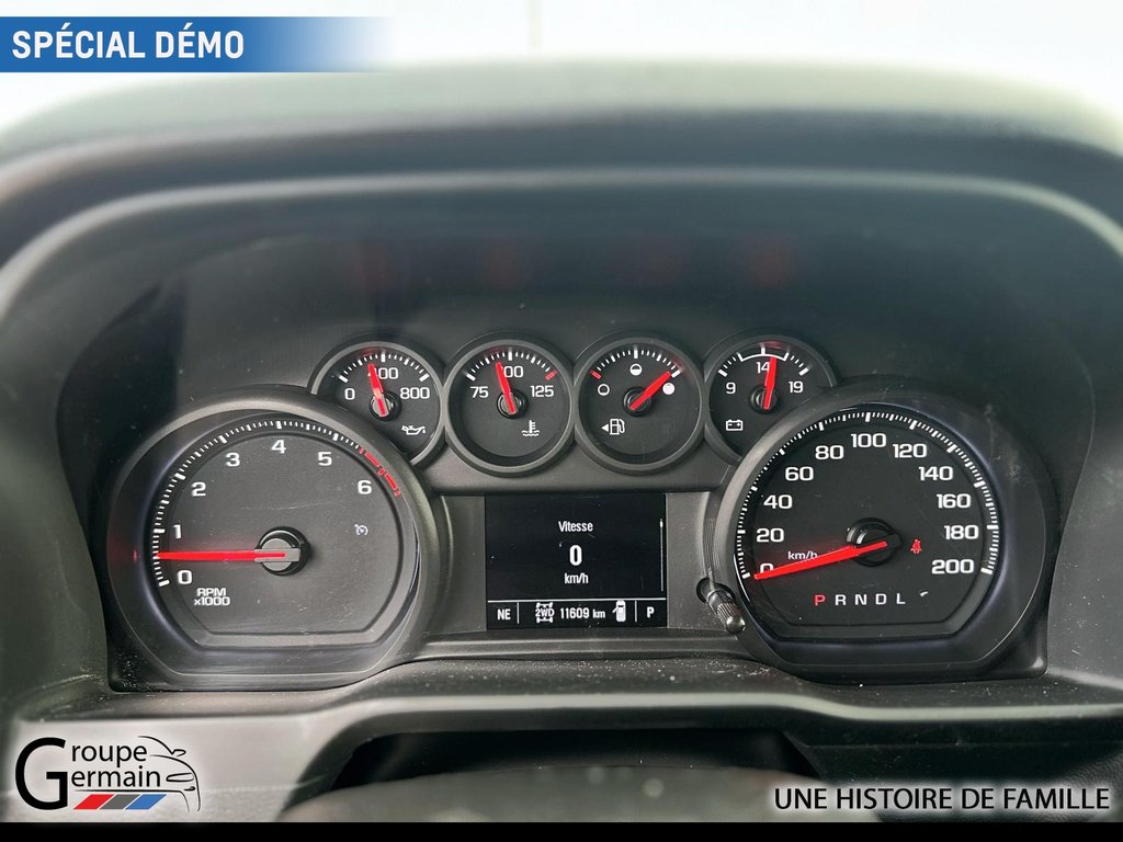 2025 GMC Sierra 2500 à St-Raymond, Québec - 9 - w1024h768px