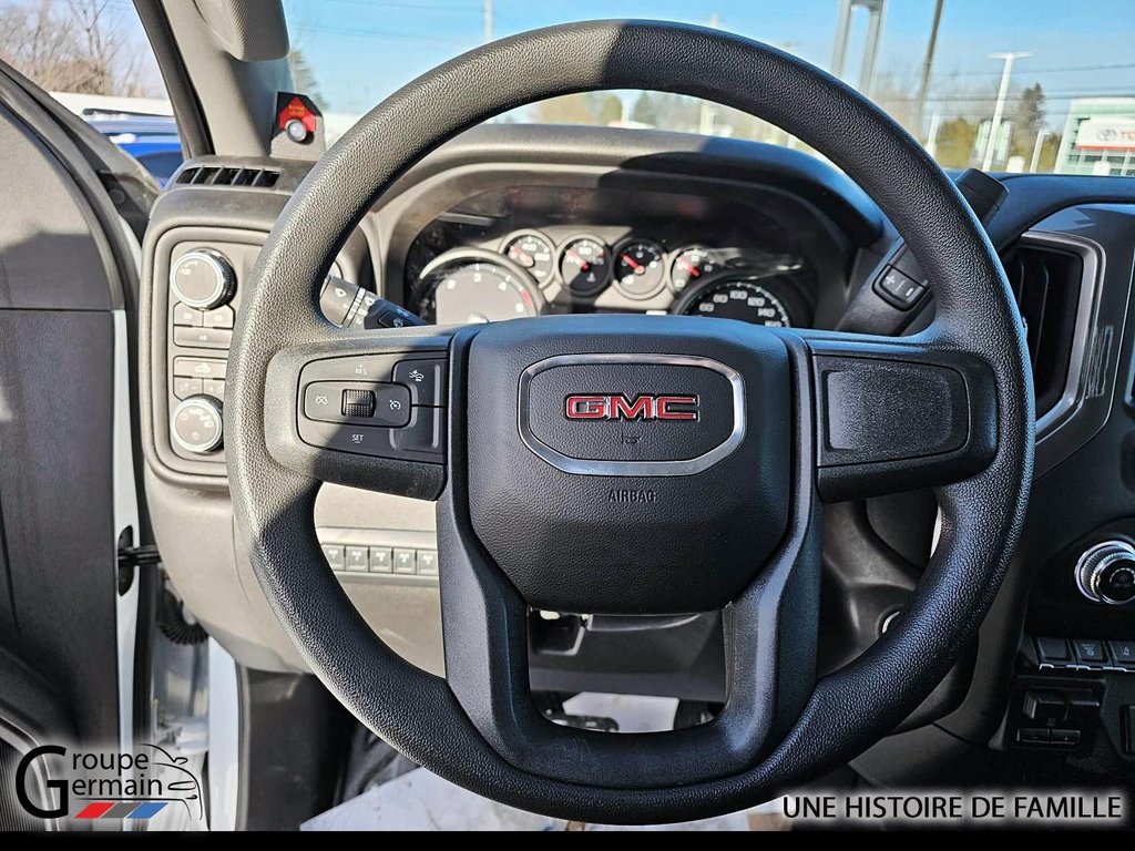 2024 GMC Sierra 3500 in St-Raymond, Quebec - 13 - w1024h768px