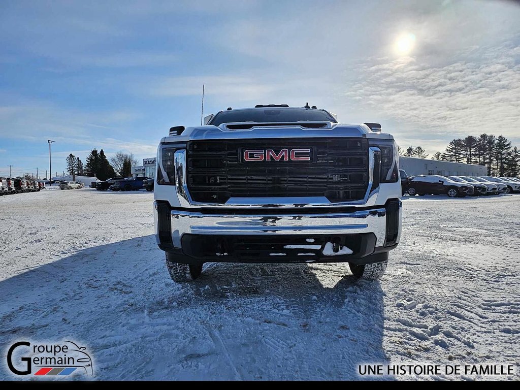 2024 GMC Sierra 3500 in St-Raymond, Quebec - 8 - w1024h768px