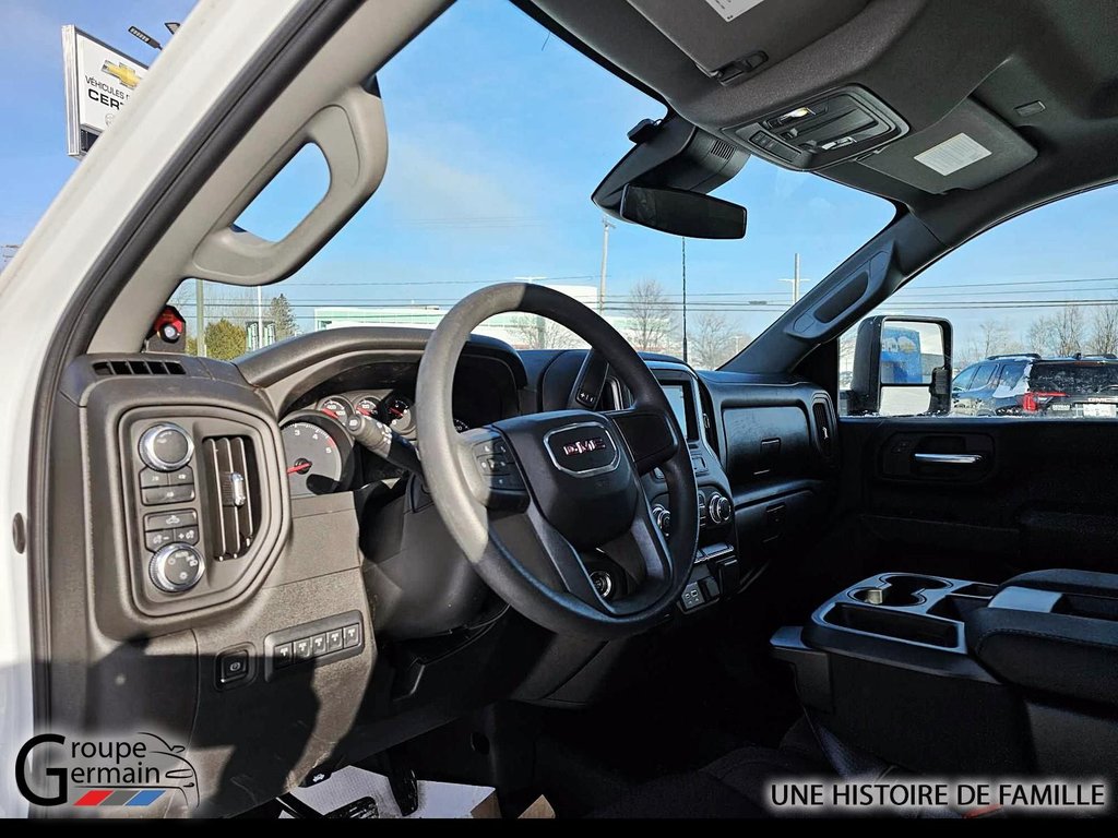 2024 GMC Sierra 3500 in St-Raymond, Quebec - 12 - w1024h768px