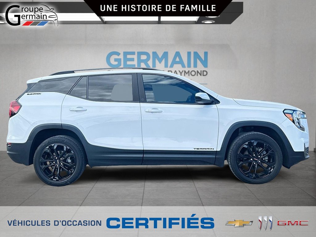 2022 GMC Terrain à St-Raymond, Québec - 2 - w1024h768px
