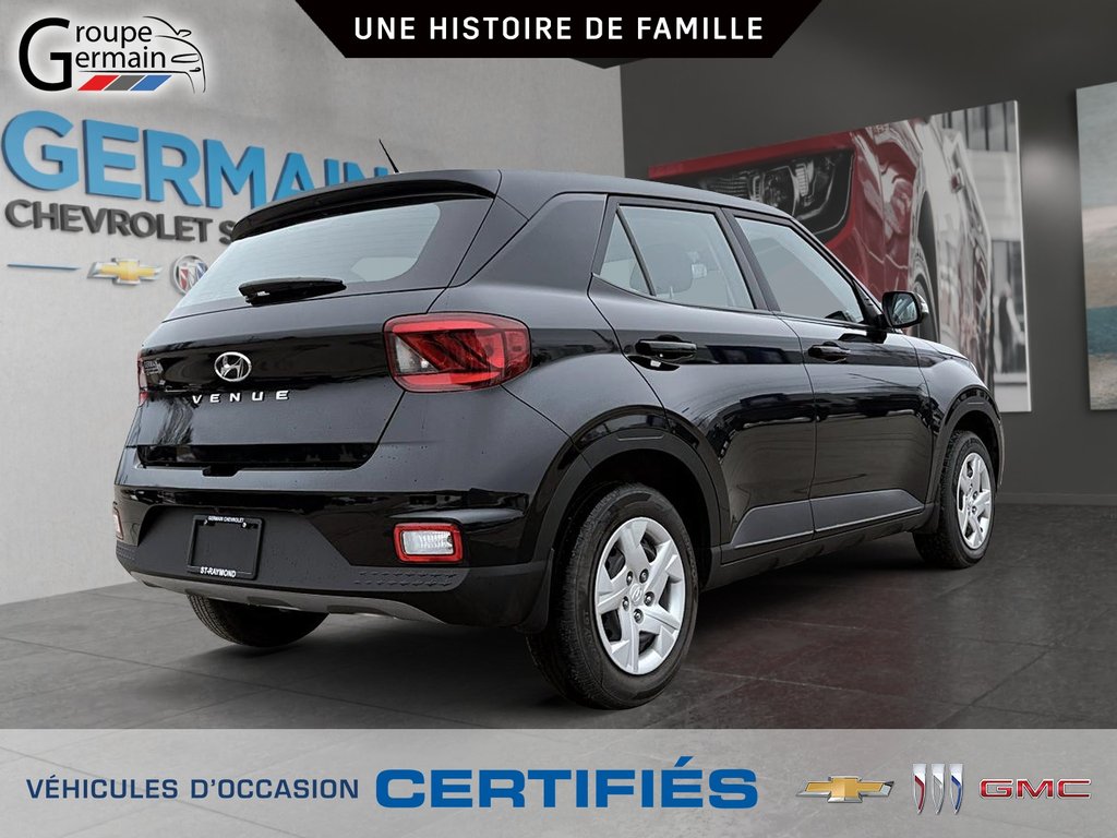2023 Hyundai VENUE in St-Raymond, Quebec - 3 - w1024h768px