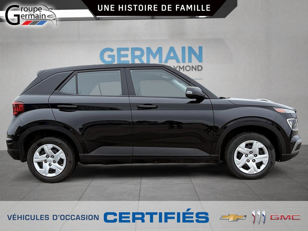 2023 Hyundai VENUE in St-Raymond, Quebec - 2 - w1024h768px