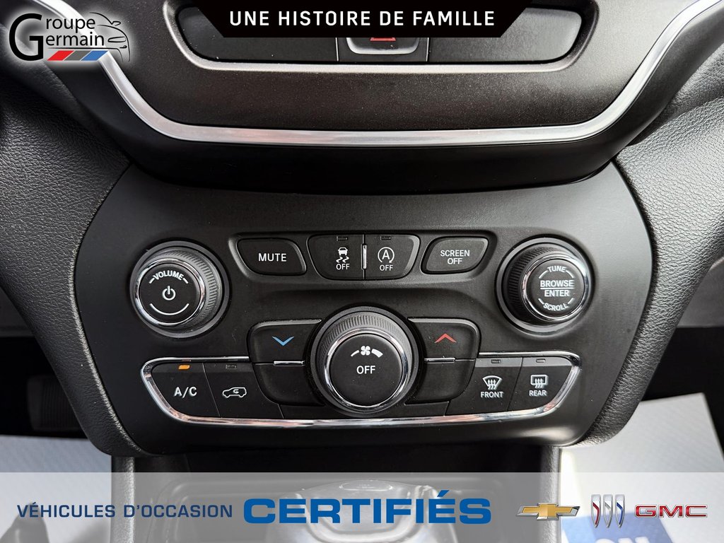 2020 Jeep CHEROKEE in St-Raymond, Quebec - 30 - w1024h768px