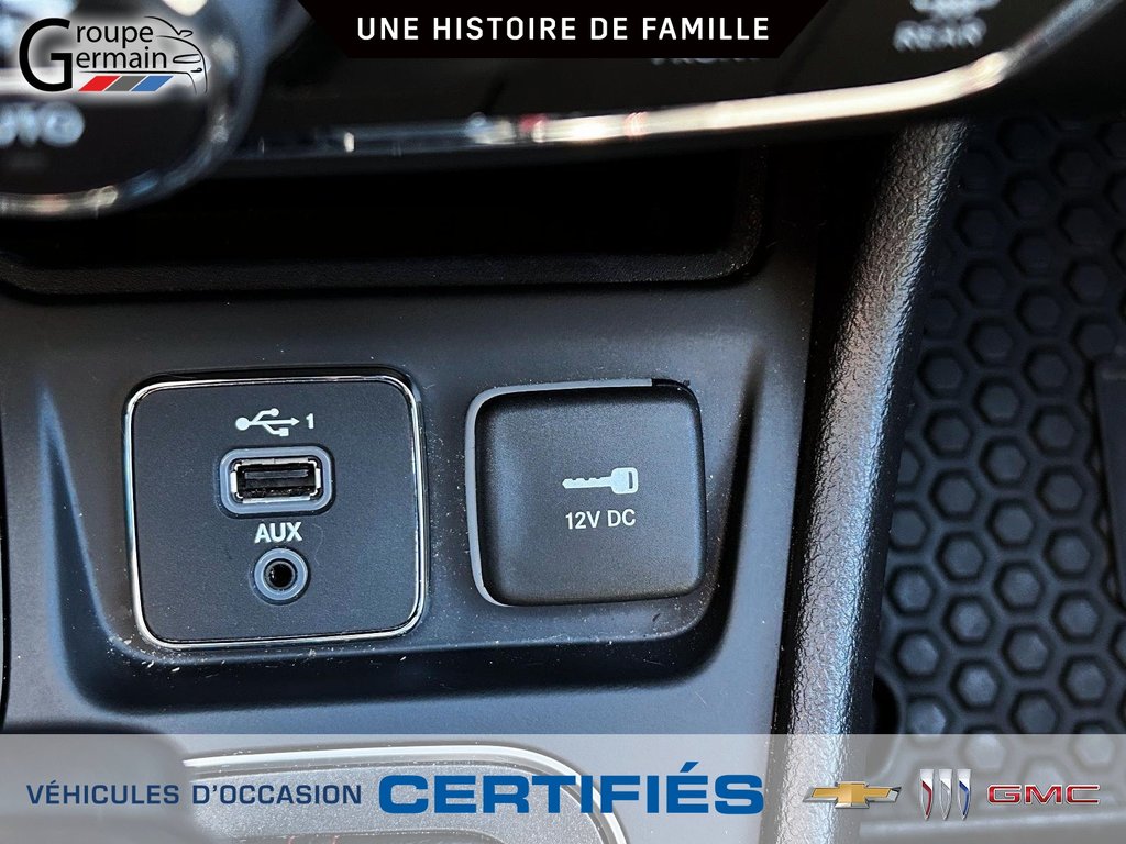 2021 Jeep Cherokee in St-Raymond, Quebec - 29 - w1024h768px