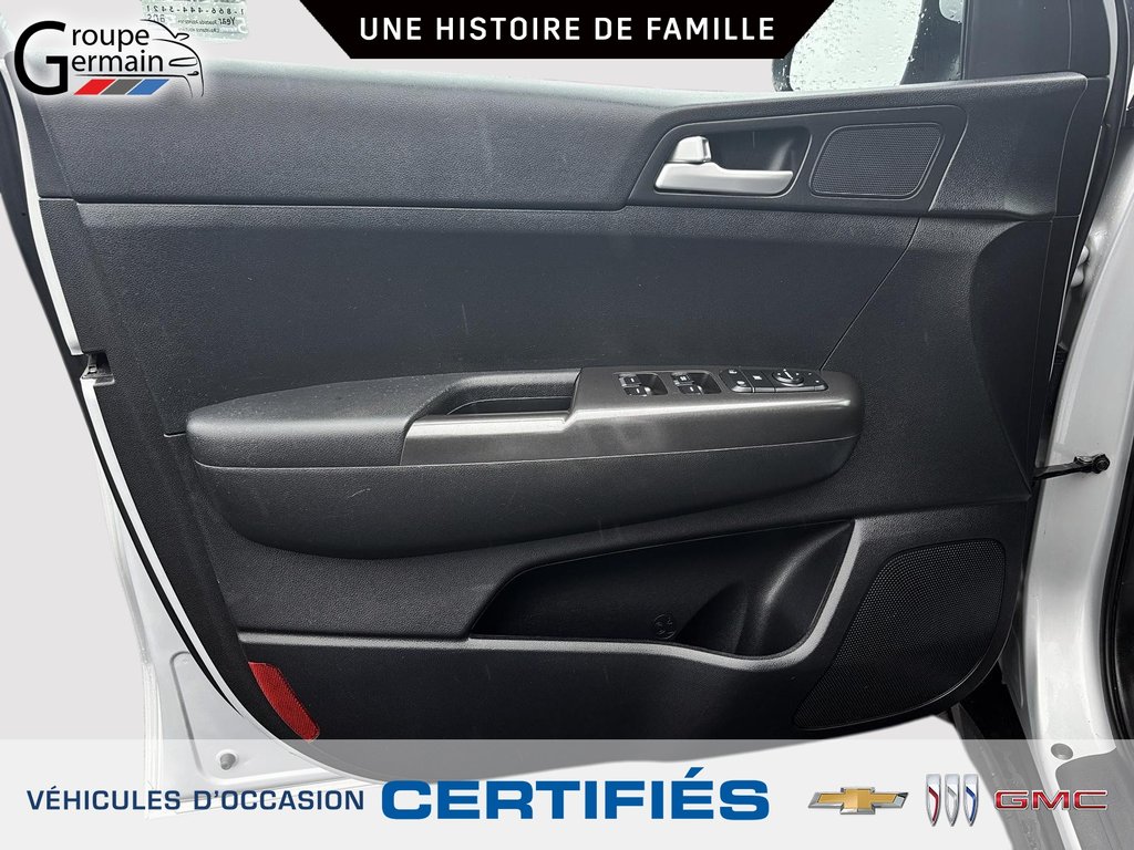 2017 Kia Sportage in St-Raymond, Quebec - 17 - w1024h768px