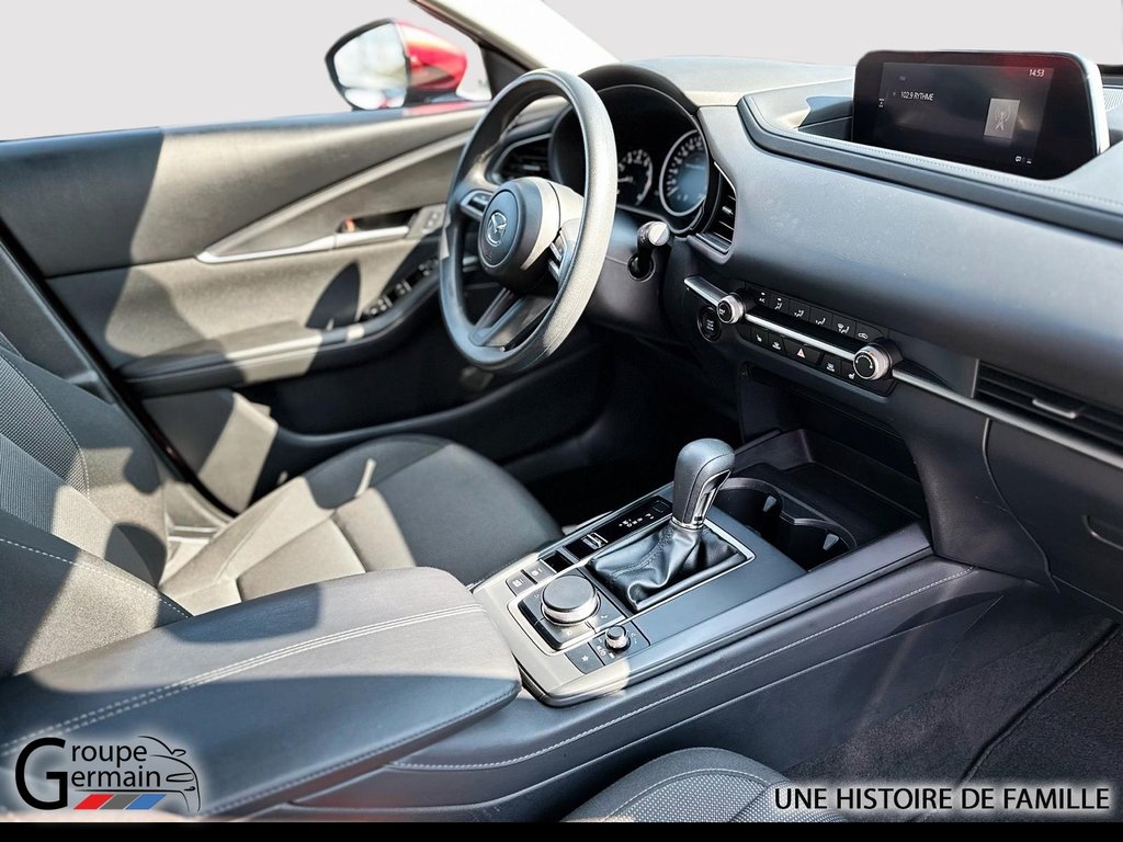 2022 Mazda CX-30 in St-Raymond, Quebec - 20 - w1024h768px