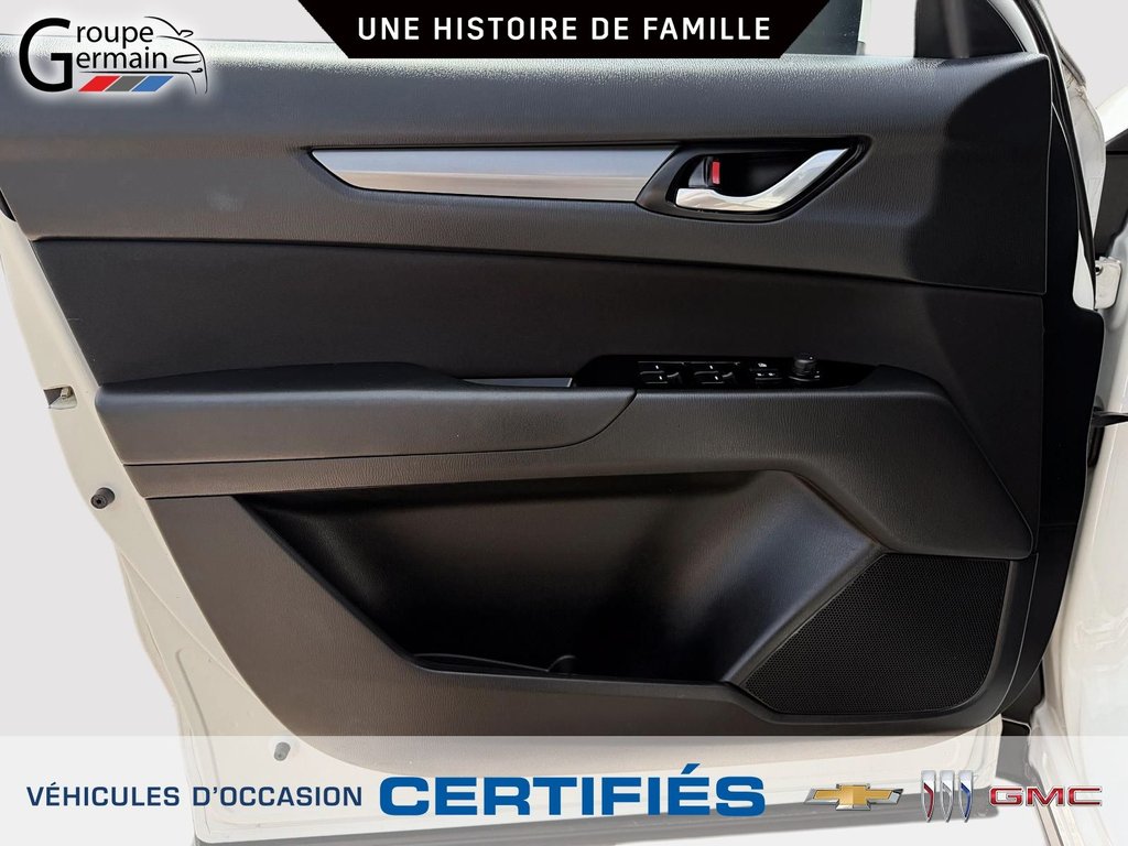 2022 Mazda CX-5 in St-Raymond, Quebec - 18 - w1024h768px