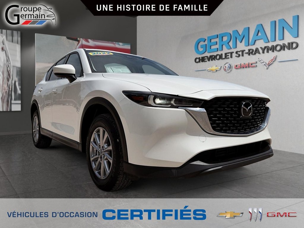 2022 Mazda CX-5 in St-Raymond, Quebec - 1 - w1024h768px