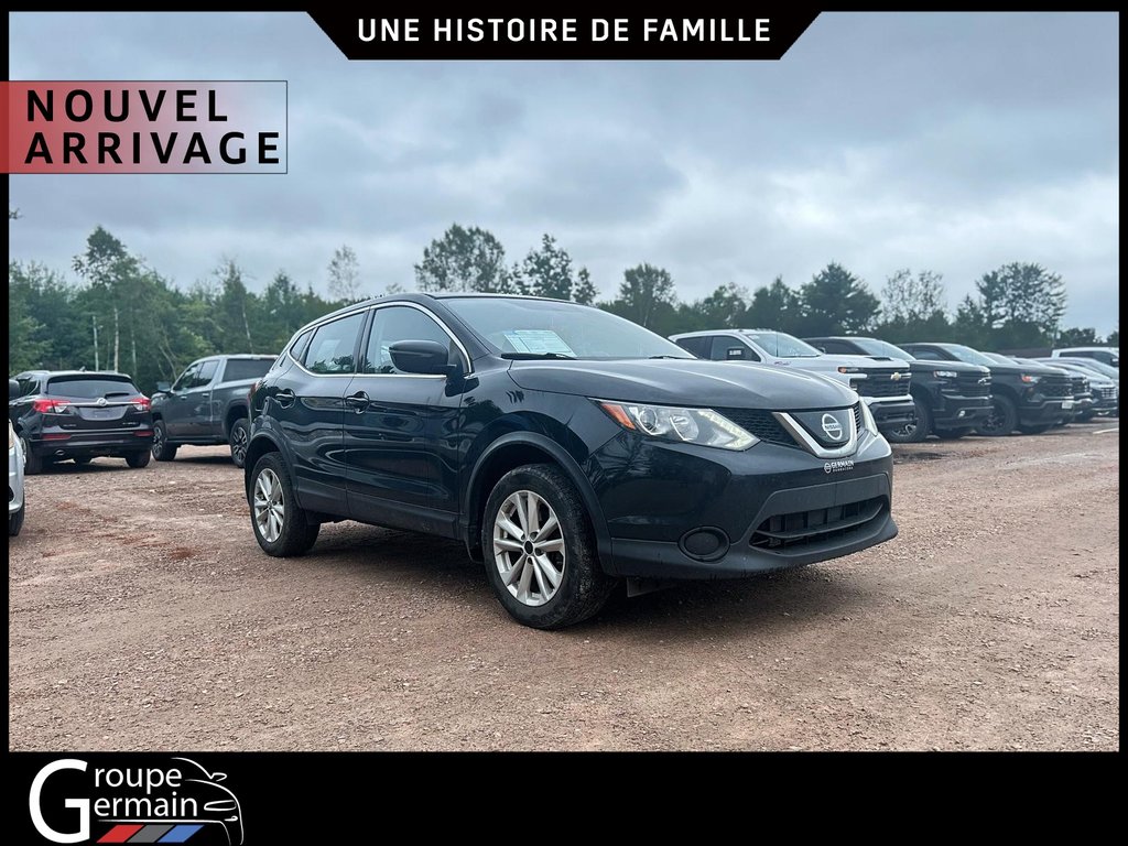 2019 Nissan Qashqai in St-Raymond, Quebec - 1 - w1024h768px