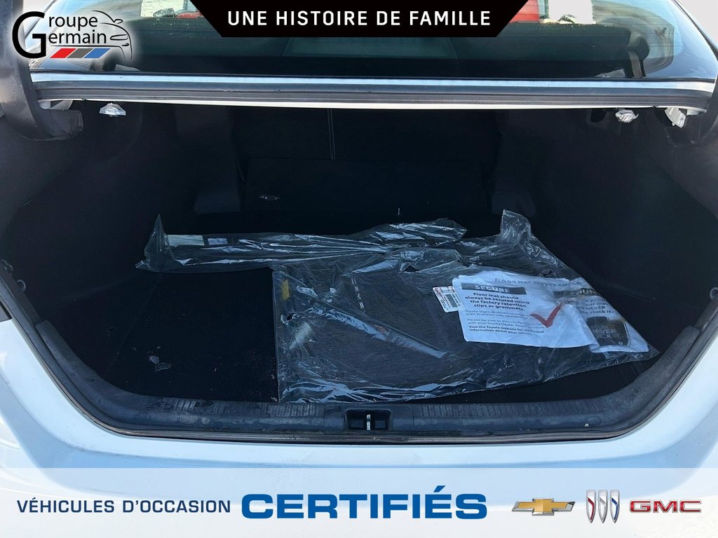 2022 Toyota Camry à St-Raymond, Québec - 49 - w1024h768px