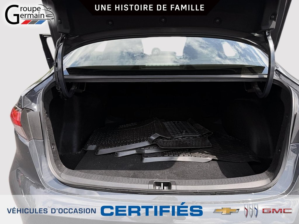 2026 Toyota COROLLA à St-Raymond, Québec - 13 - w1024h768px