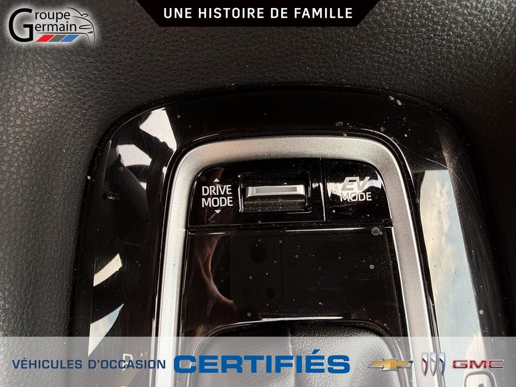 2026 Toyota COROLLA à St-Raymond, Québec - 32 - w1024h768px