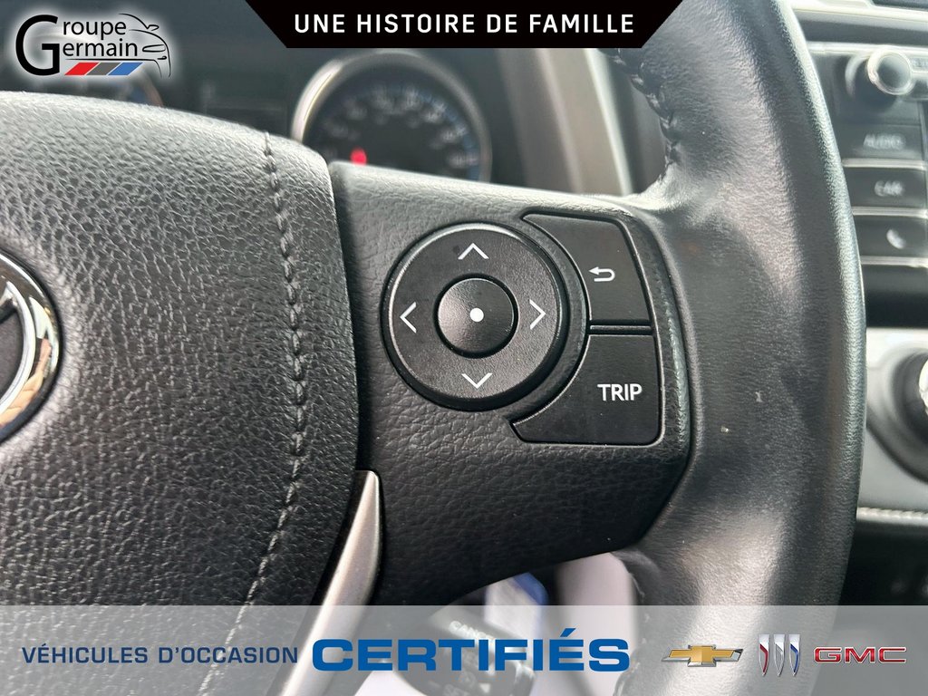 2016 Toyota RAV4 in St-Raymond, Quebec - 18 - w1024h768px