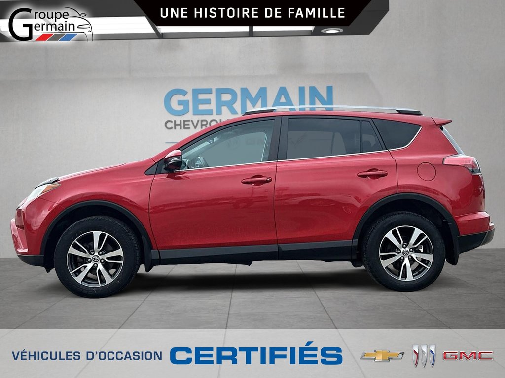 2016 Toyota RAV4 in St-Raymond, Quebec - 6 - w1024h768px