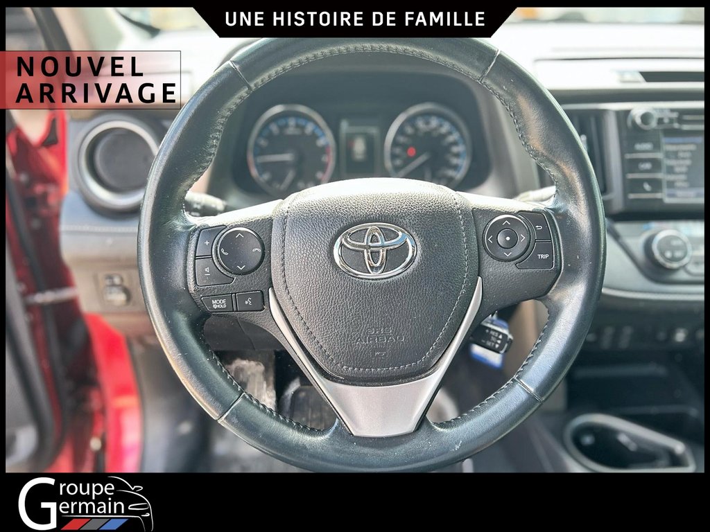 2016 Toyota RAV4 à St-Raymond, Québec - 6 - w1024h768px