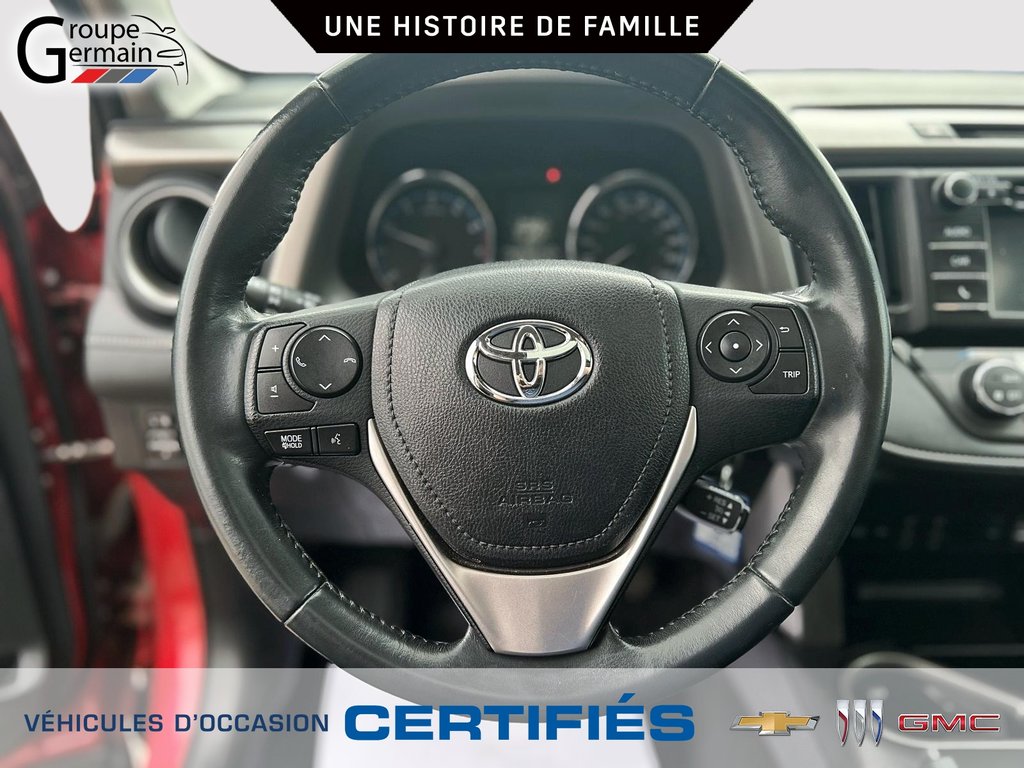 2016 Toyota RAV4 in St-Raymond, Quebec - 14 - w1024h768px