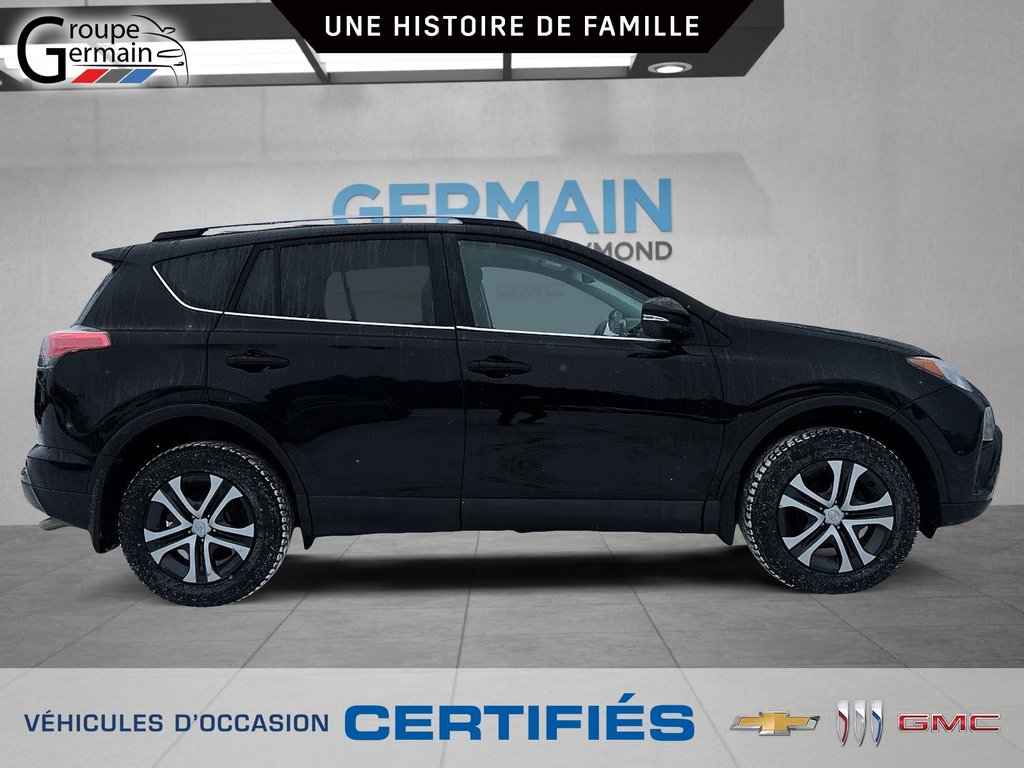 2017 Toyota RAV4 à St-Raymond, Québec - 2 - w1024h768px