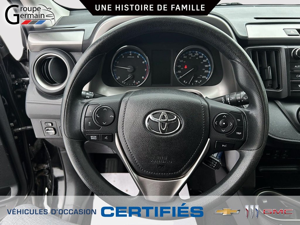 2017 Toyota RAV4 à St-Raymond, Québec - 13 - w1024h768px