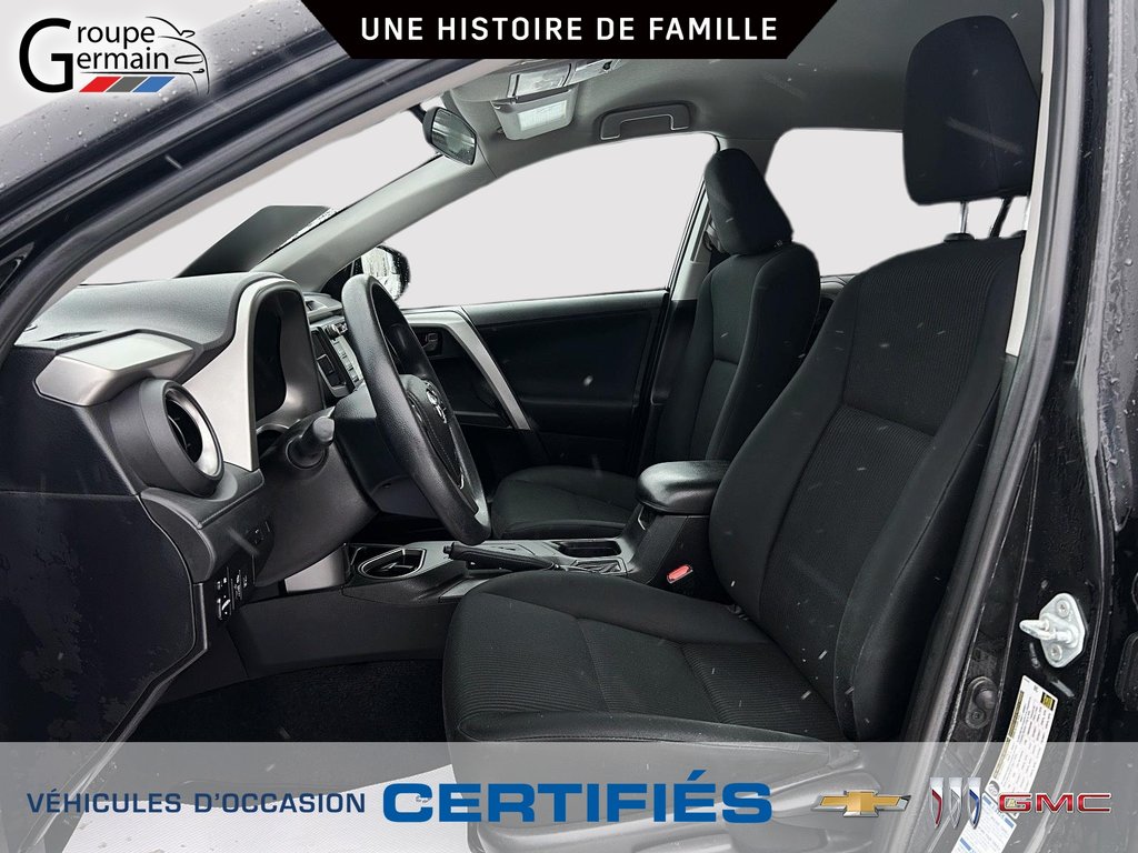 2017 Toyota RAV4 à St-Raymond, Québec - 11 - w1024h768px