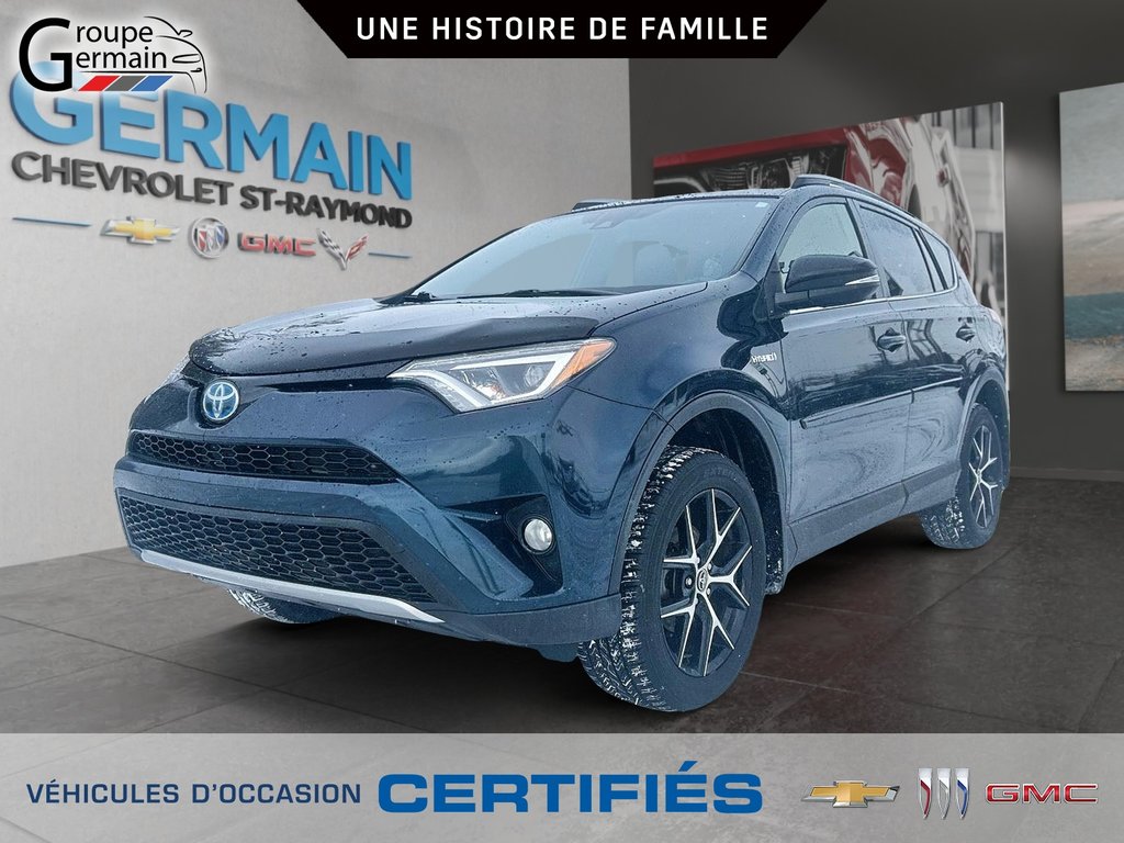 2018 Toyota RAV4 in St-Raymond, Quebec - 7 - w1024h768px