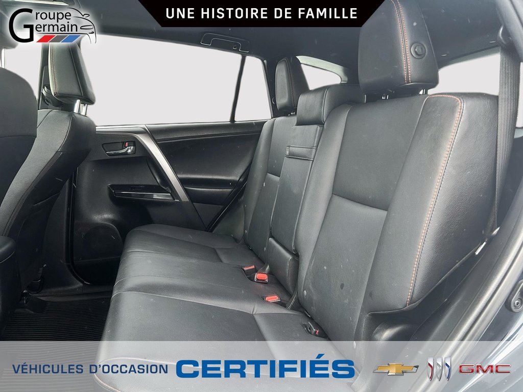 2018 Toyota RAV4 à St-Raymond, Québec - 24 - w1024h768px