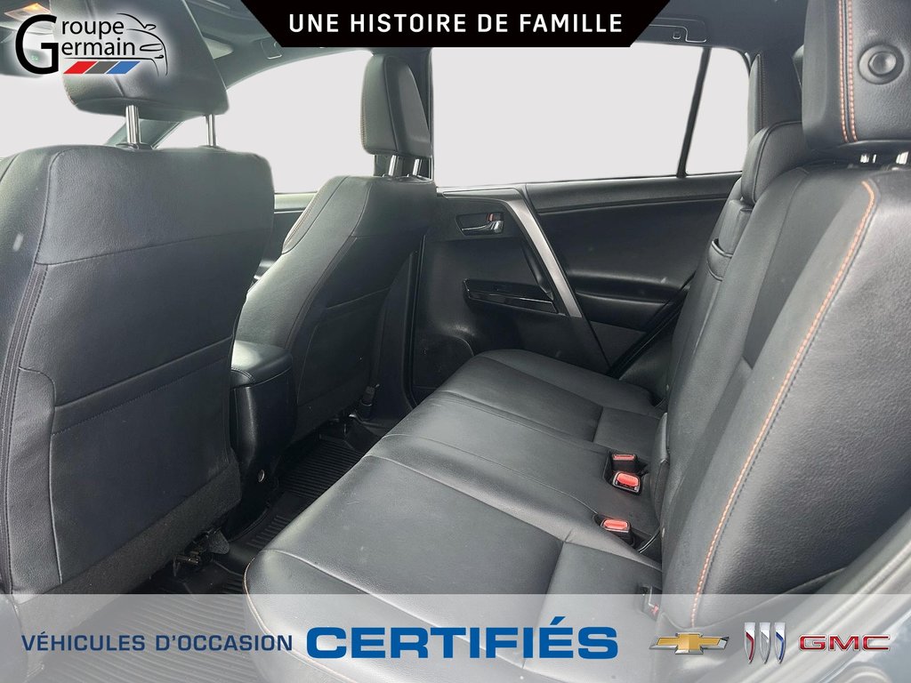 2018 Toyota RAV4 à St-Raymond, Québec - 23 - w1024h768px