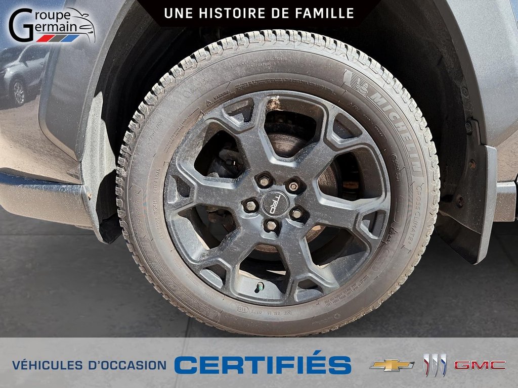 2020 Toyota RAV4 in St-Raymond, Quebec - 10 - w1024h768px