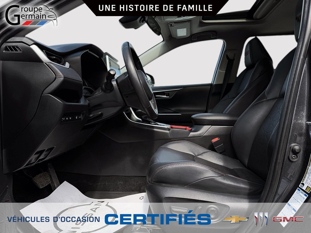 2020 Toyota RAV4 in St-Raymond, Quebec - 14 - w1024h768px