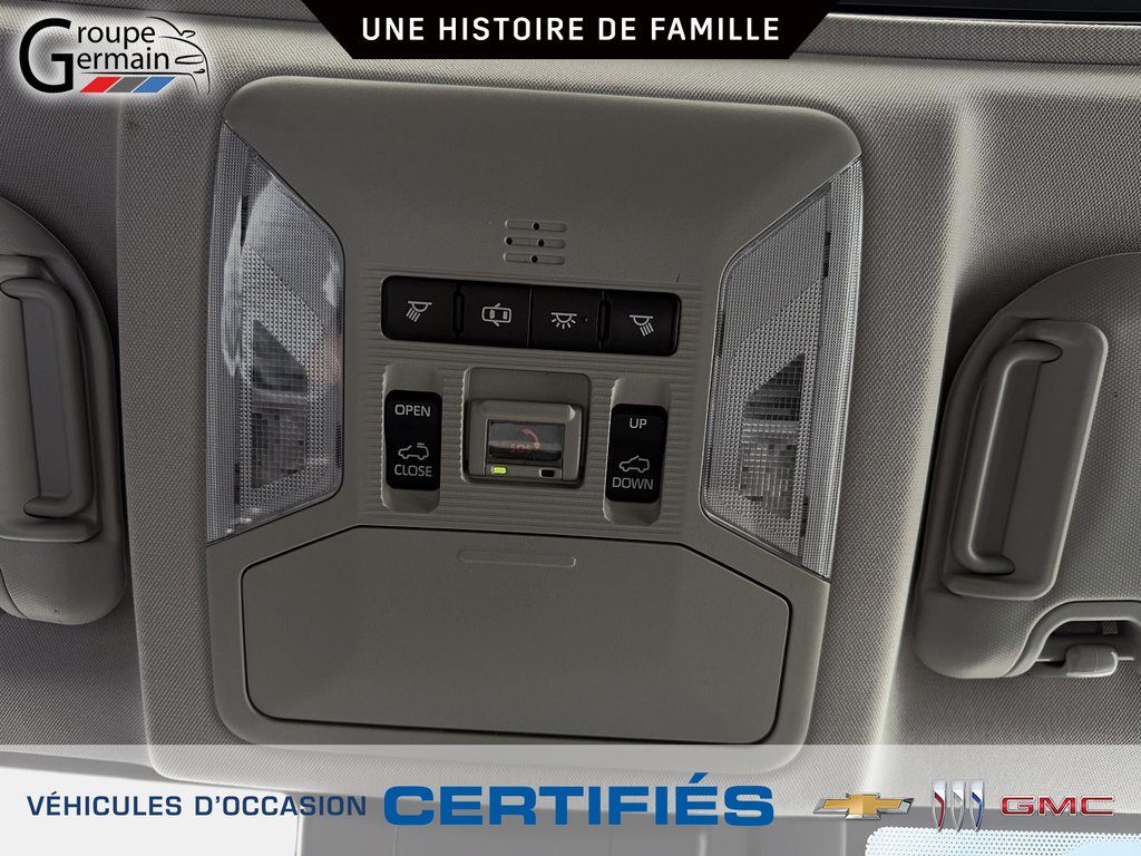 2020 Toyota RAV4 in St-Raymond, Quebec - 34 - w1024h768px