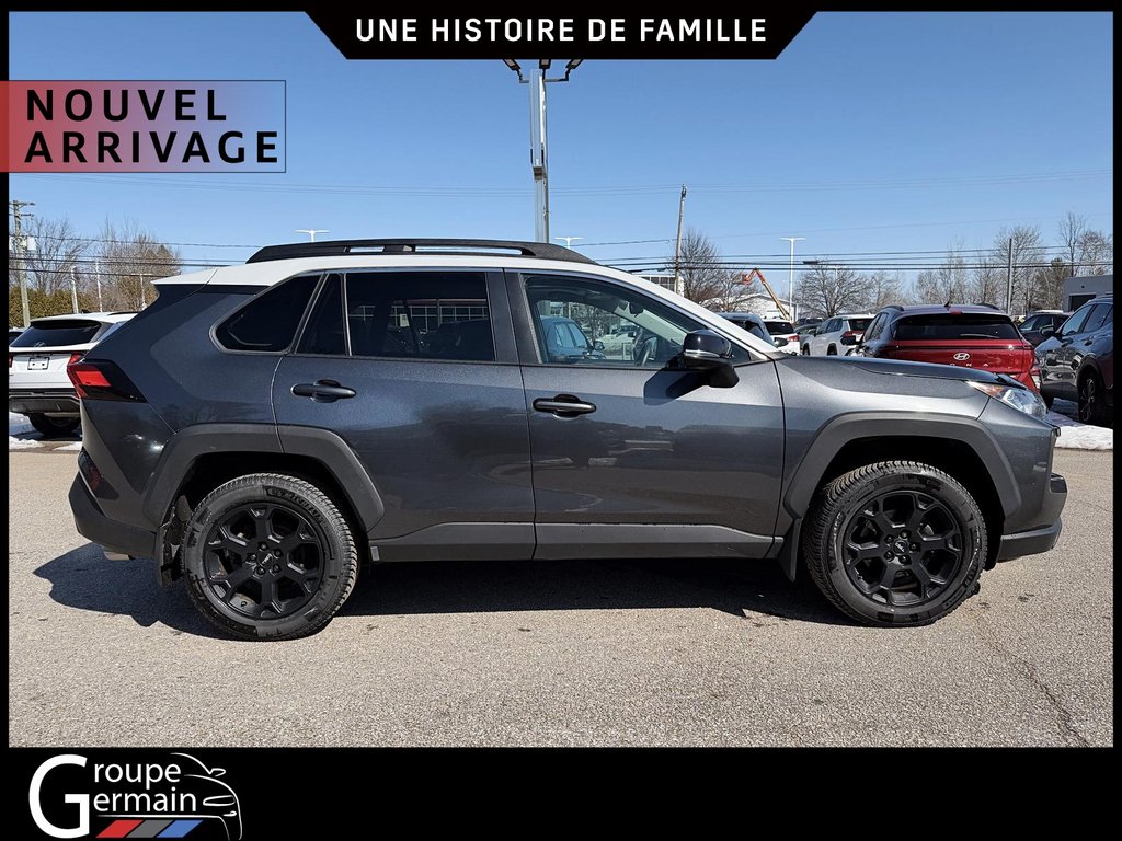 2020 Toyota RAV4 in St-Raymond, Quebec - 2 - w1024h768px