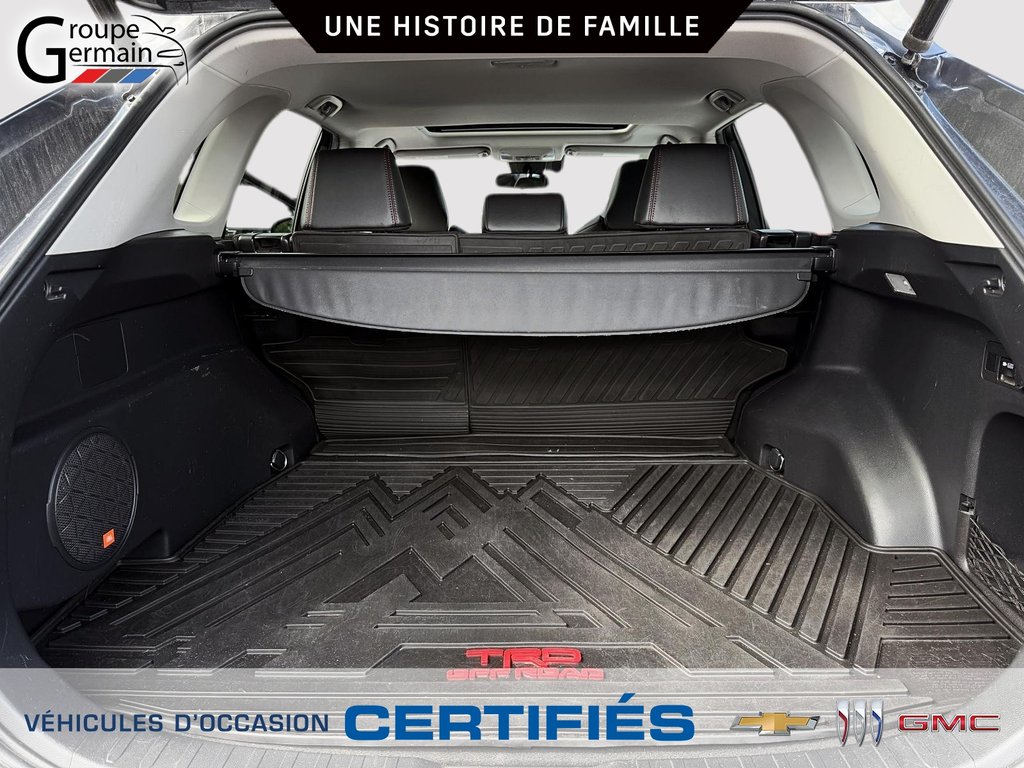 2020 Toyota RAV4 in St-Raymond, Quebec - 13 - w1024h768px