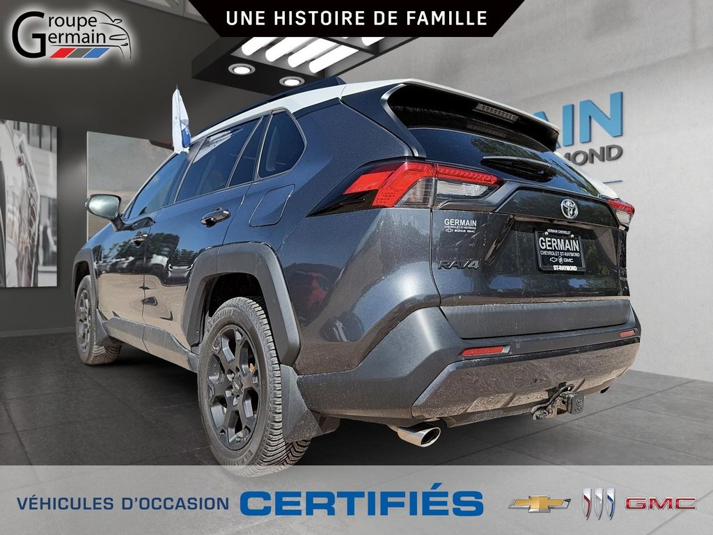 2020 Toyota RAV4 in St-Raymond, Quebec - 6 - w1024h768px
