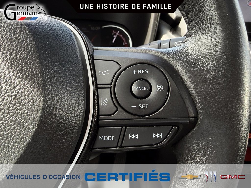 2020 Toyota RAV4 in St-Raymond, Quebec - 21 - w1024h768px