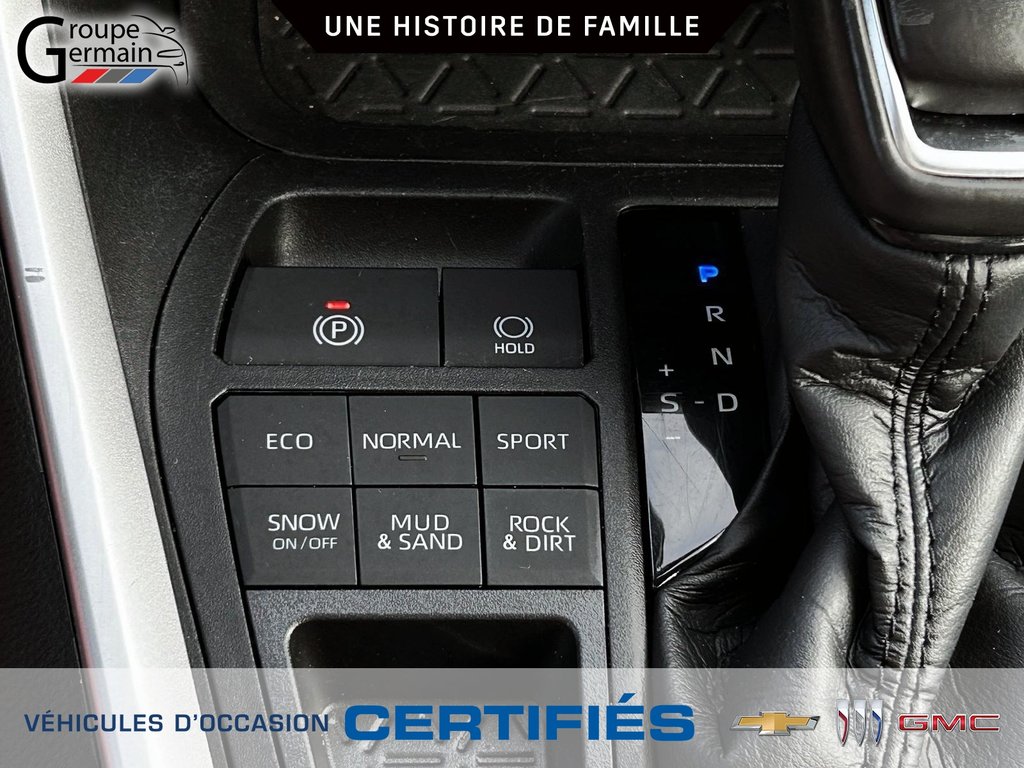 2021 Toyota RAV4 à St-Raymond, Québec - 29 - w1024h768px