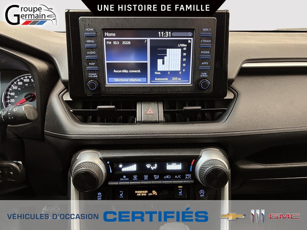 2022 Toyota RAV4 in St-Raymond, Quebec - 11 - w1024h768px