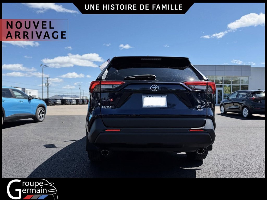 2022 Toyota RAV4 in St-Raymond, Quebec - 9 - w1024h768px