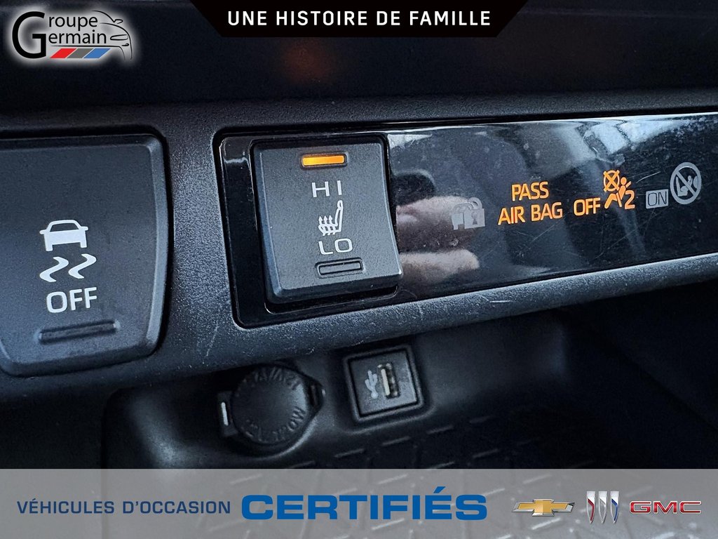 2023 Toyota RAV4 à St-Raymond, Québec - 25 - w1024h768px