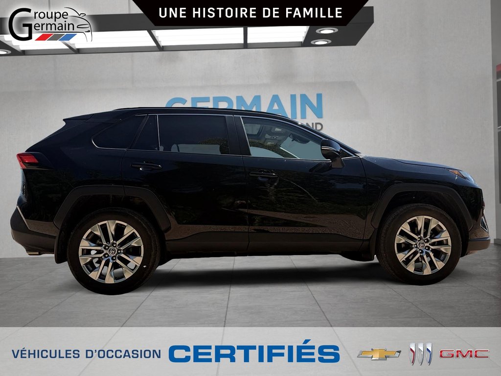 2024 Toyota RAV4 in St-Raymond, Quebec - 2 - w1024h768px